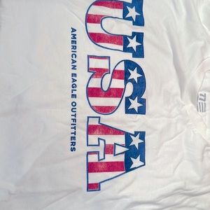 Brand new American Eagle size, medium USA, American Eagle outfitters T-shirt